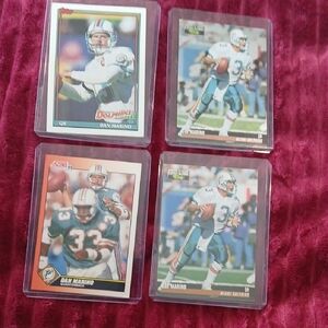 Dan Marino Football Trading Cards Set